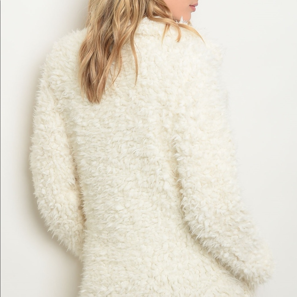 5⭐️ TEDDY BEAR Open Cream Jacket - Picture 4 of 4